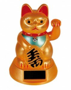 Maneki Eko japoński kot szczęścia i bogactwa